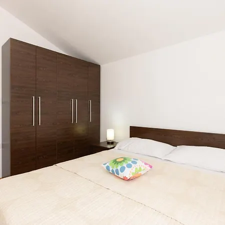 Villamarebaska * Baška