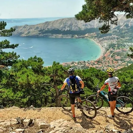 Villamarebaska * Baska (Krk)
