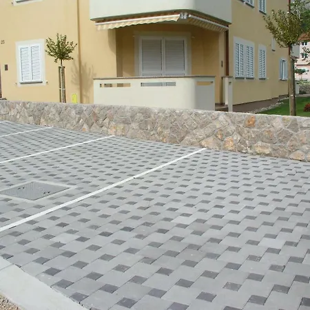 Villamarebaska