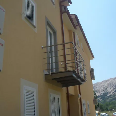 Villamarebaska